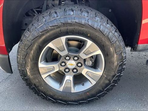 Used 2016 Chevrolet Colorado LT w/ LT Convenience Package image 9