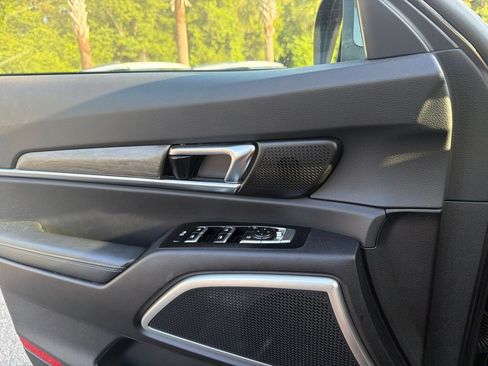 Certified 2022 Kia Telluride EX FWD image 18