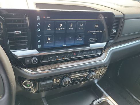 Used 2023 Chevrolet Silverado 1500 LT Trail Boss w/ LT Trail Boss Premium Package AWD/4WD image 13