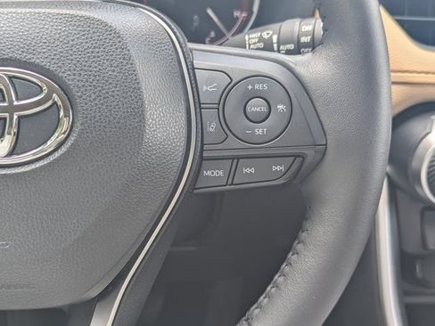 Used 2025 Toyota RAV4 XLE Premium w/ Weather Package FWD image 22