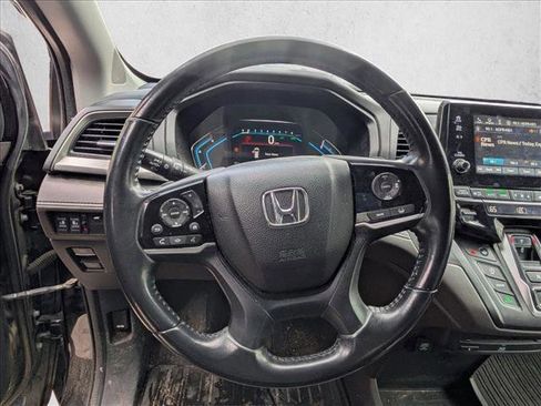 Used 2018 Honda Odyssey Touring image 19