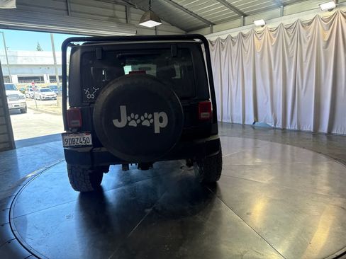Used 2012 Jeep Wrangler Sport AWD/4WD image 6