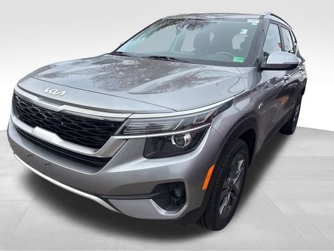 Used 2023 Kia Seltos S image 20