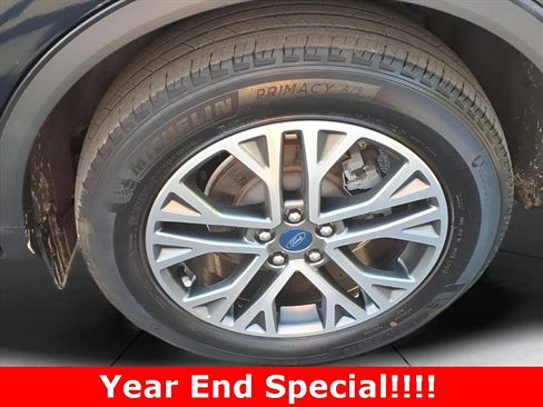 Used 2021 Ford Escape SEL image 18