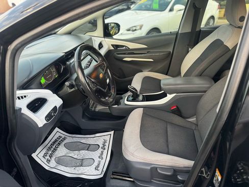 Used 2019 Chevrolet Bolt LT image 12