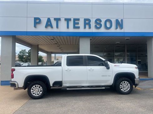 Used 2023 Chevrolet Silverado 2500 LT w/ Convenience Package AWD/4WD image 1