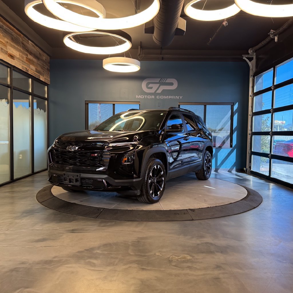 Used 2025 Chevrolet Equinox RS w/ Convenience Package III AWD/4WD image 7