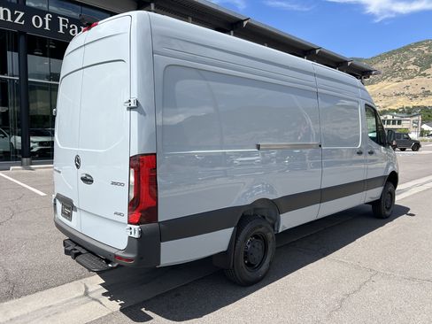 New 2026 Mercedes-Benz Sprinter 2500 image 13