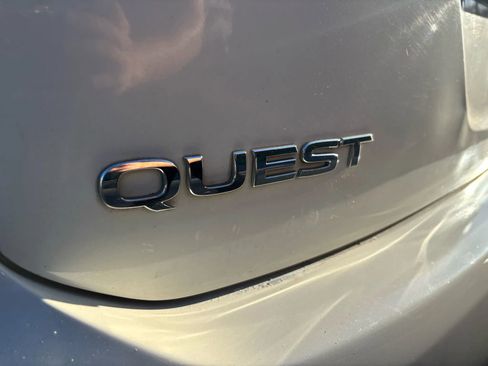 Used 2012 Nissan Quest S image 11