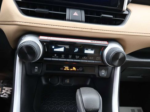 New 2025 Toyota RAV4 LE image 9