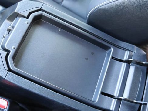 Used 2018 Toyota RAV4 Limited w/ Carpet Mat Package image 24