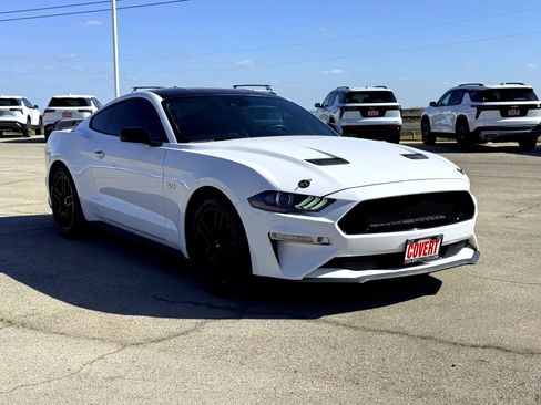 Used 2022 Ford Mustang GT Premium image 5
