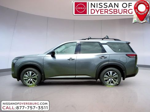 New 2026 Nissan Pathfinder SL w/ Cargo Package FWD image 6