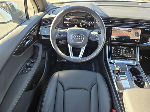 Used 2025 Audi Q7 3.0T Premium Plus w/ Premium Plus Package image 13