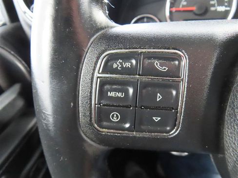 Used 2013 Jeep Wrangler Unlimited Rubicon w/ Connectivity Group AWD/4WD image 18