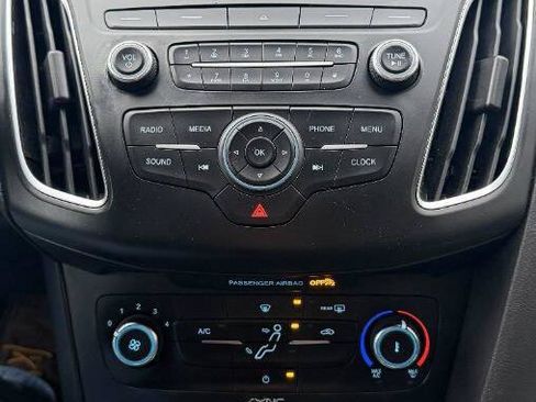 Used 2017 Ford Focus ST image 17