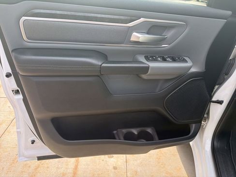 Used 2019 RAM 1500 Big Horn AWD/4WD image 15