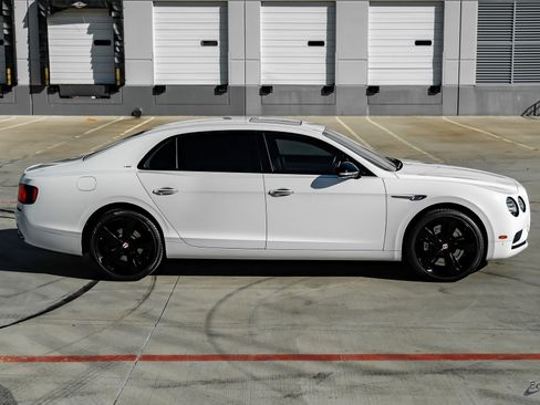 Used 2018 Bentley Flying Spur S V8 image 20