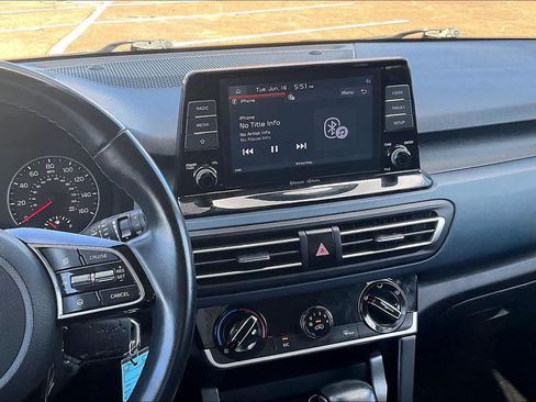 Certified 2021 Kia Seltos S FWD image 14
