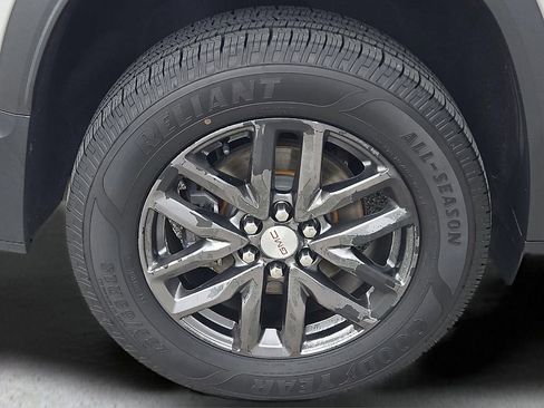 Used 2019 GMC Acadia SLT image 8