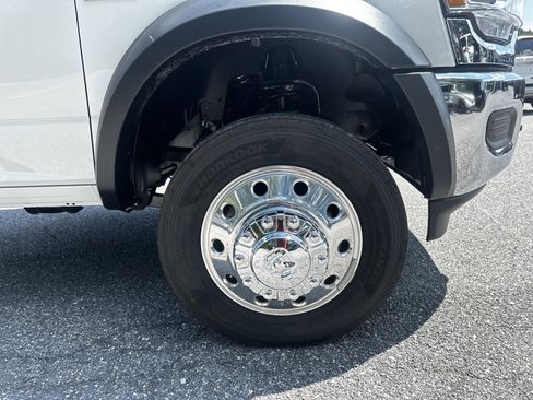 New 2024 RAM 4500 Tradesman image 9