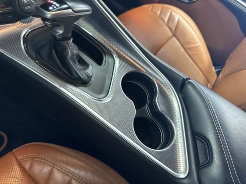 Used 2020 Dodge Challenger SRT Hellcat image 28