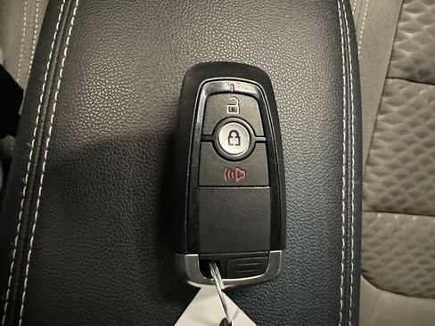 Used 2020 Ford Escape SE AWD/4WD image 18