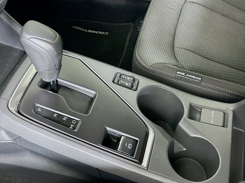 Used 2024 Subaru Crosstrek 2.0i Premium image 24