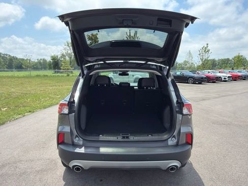 Used 2021 Ford Escape Titanium AWD/4WD image 11
