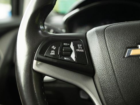 Used 2020 Chevrolet Trax Premier AWD/4WD image 6