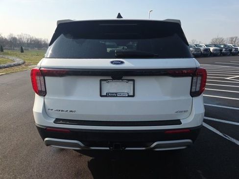 Used 2025 Ford Explorer Platinum w/ LUX Leather Package AWD/4WD image 9
