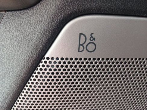 Used 2023 Ford F250 Lariat w/ Black Appearance Package image 76