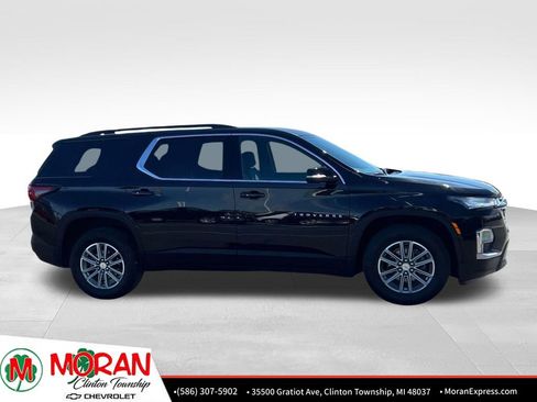 Certified 2023 Chevrolet Traverse LT FWD image 7