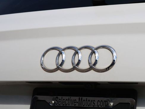 Used 2018 Audi Q7 3.0T Prestige AWD/4WD image 11