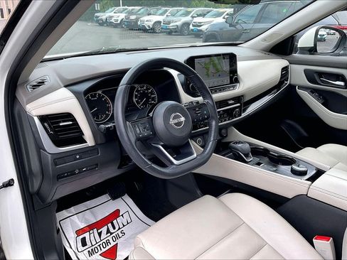 Used 2023 Nissan Rogue SL w/ SL Premium Package AWD/4WD image 8