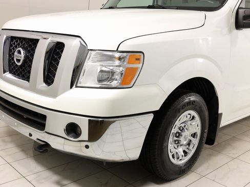 Used 2021 Nissan NV 3500 SL image 45