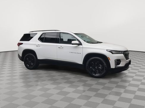 Certified 2023 Chevrolet Traverse LT w/ Midnight/Sport Edition image 42