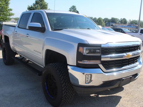 Used 2017 Chevrolet Silverado 1500 LT w/ All Star Edition RWD image 8