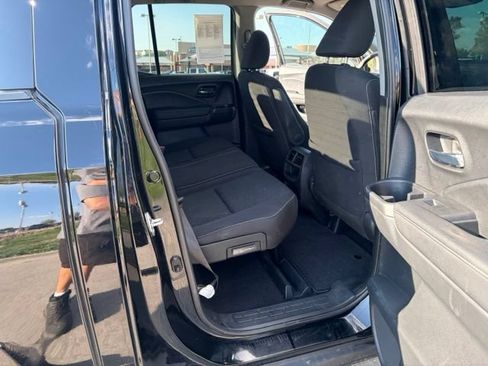 Used 2023 Honda Ridgeline Sport image 17