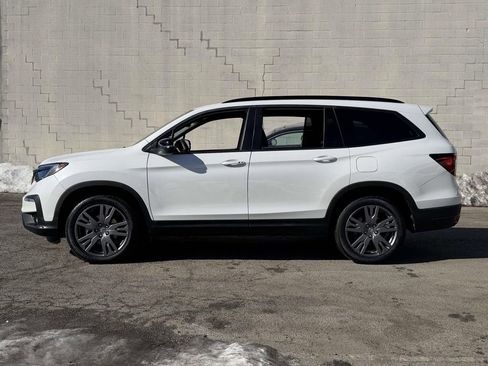 Used 2022 Honda Pilot Sport image 4