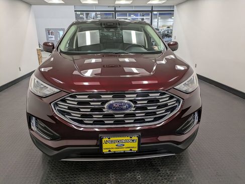 Used 2022 Ford Edge SEL w/ Convenience Package image 2