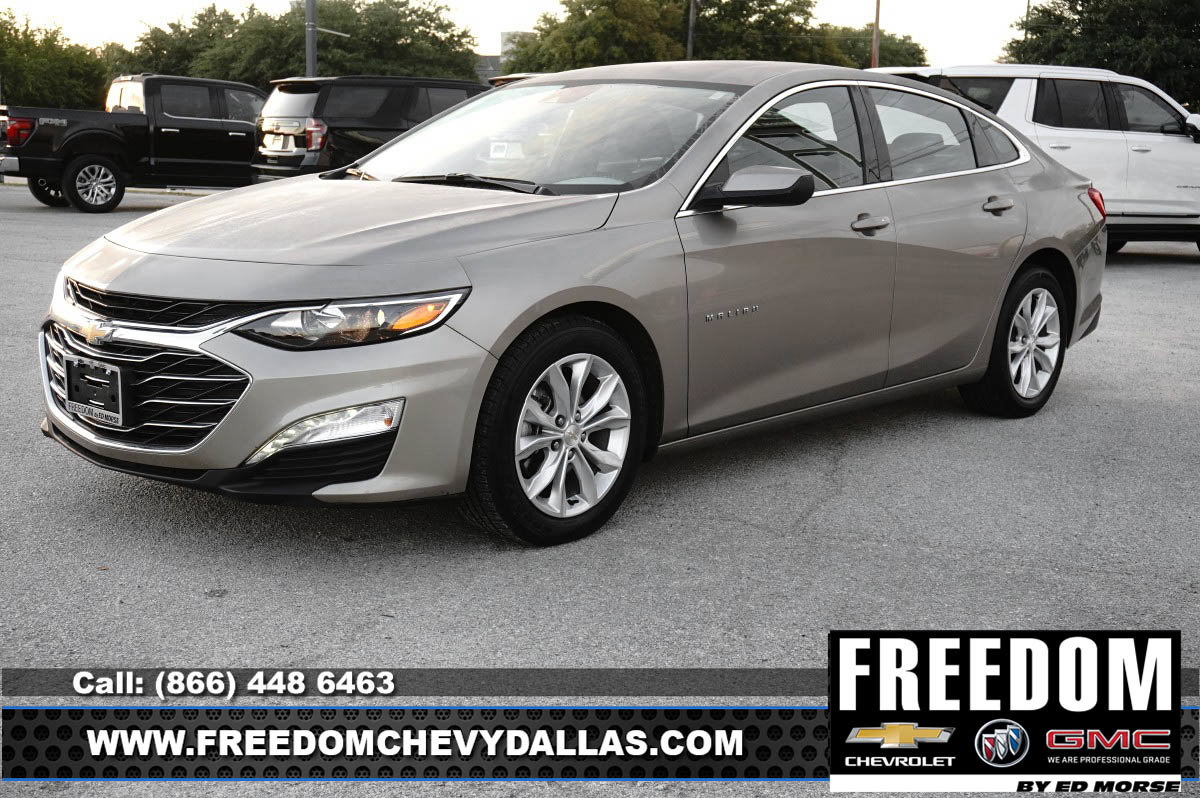 Used 2025 Chevrolet Malibu LT FWD image 3