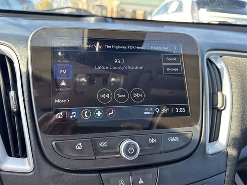 Used 2023 Chevrolet Malibu LT image 16