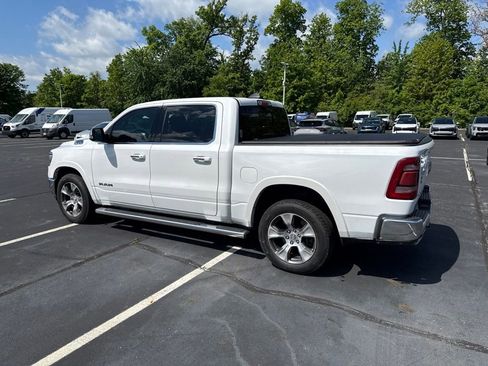 Used 2019 RAM 1500 Laramie AWD/4WD image 6