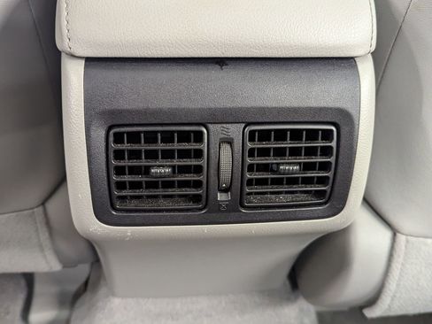 Used 2017 Toyota Camry XSE image 21