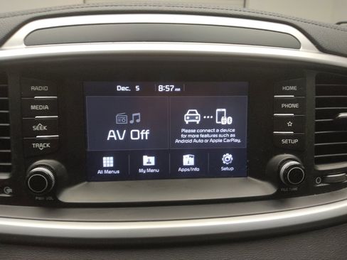 Used 2019 Kia Sorento LX image 25