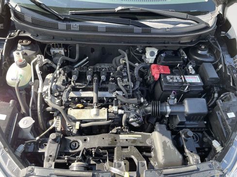 Used 2021 Nissan Kicks S FWD image 8