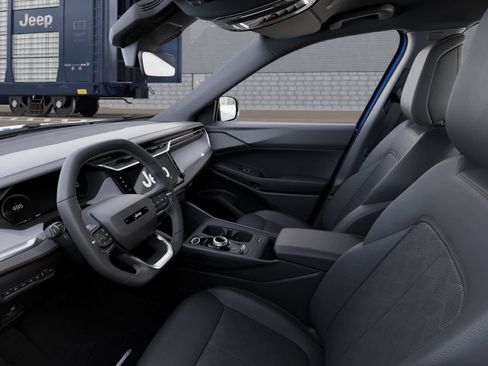 New 2026 Jeep Cherokee Overland image 22