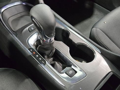 Used 2024 Chevrolet Malibu LT image 26