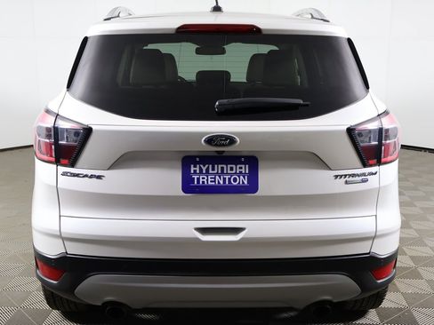 Used 2017 Ford Escape Titanium image 11